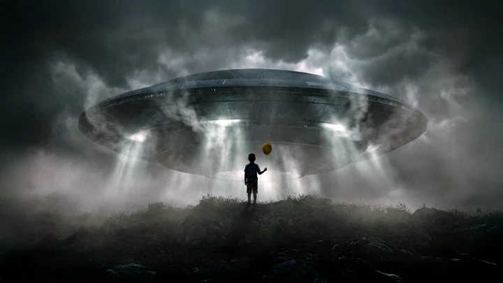 The Visitor and the Balloon